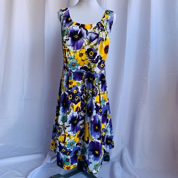 Jessica Howard Dresses & Skirts - Jessica Howard Purple Floral Dress Size 18W
